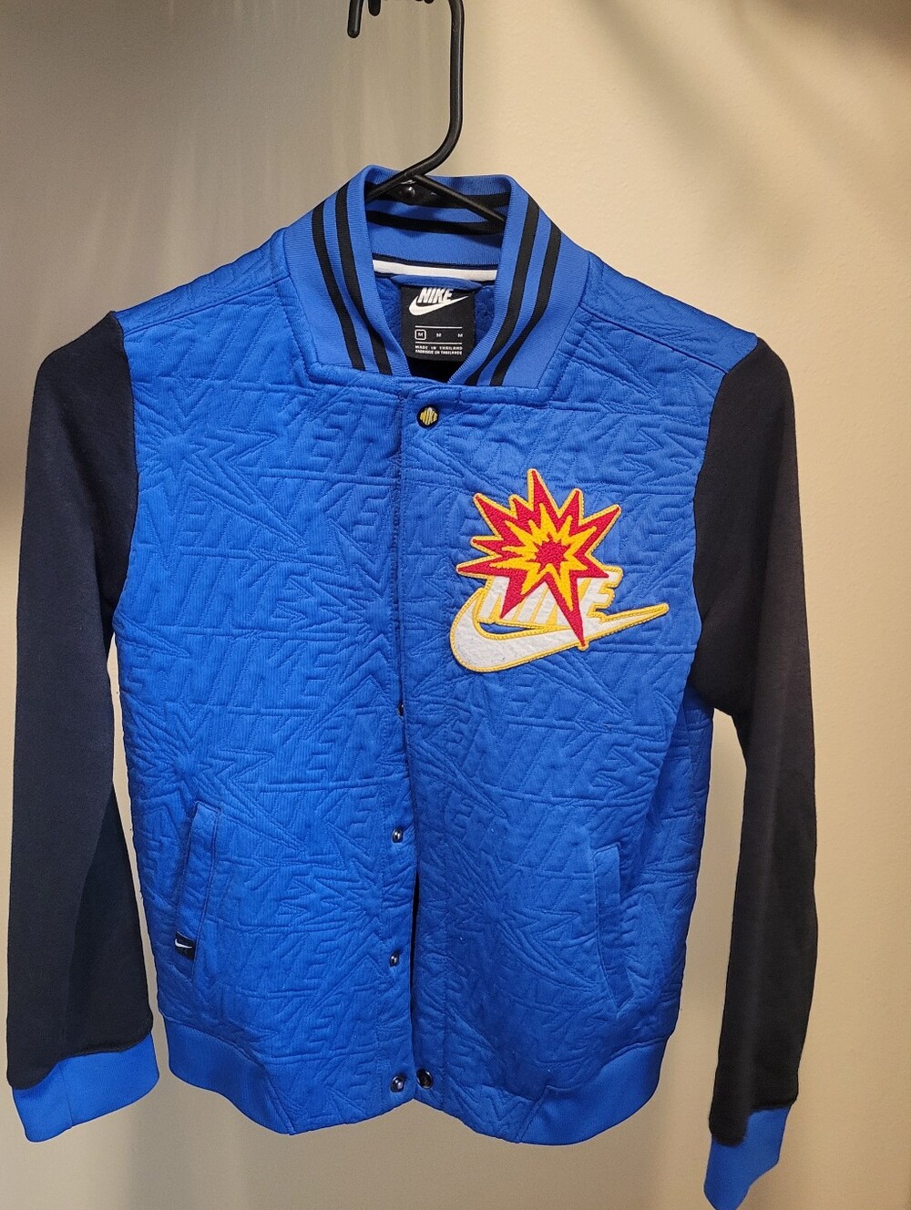 Nike Sportswear DNA Bomber Jacket BV3606-480 Boys Size Medium